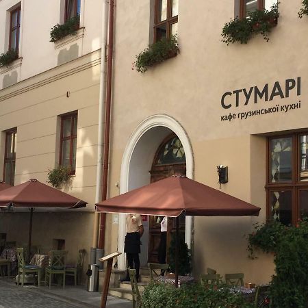 Apartment On Lesi Ukrainky Лвив Екстериор снимка