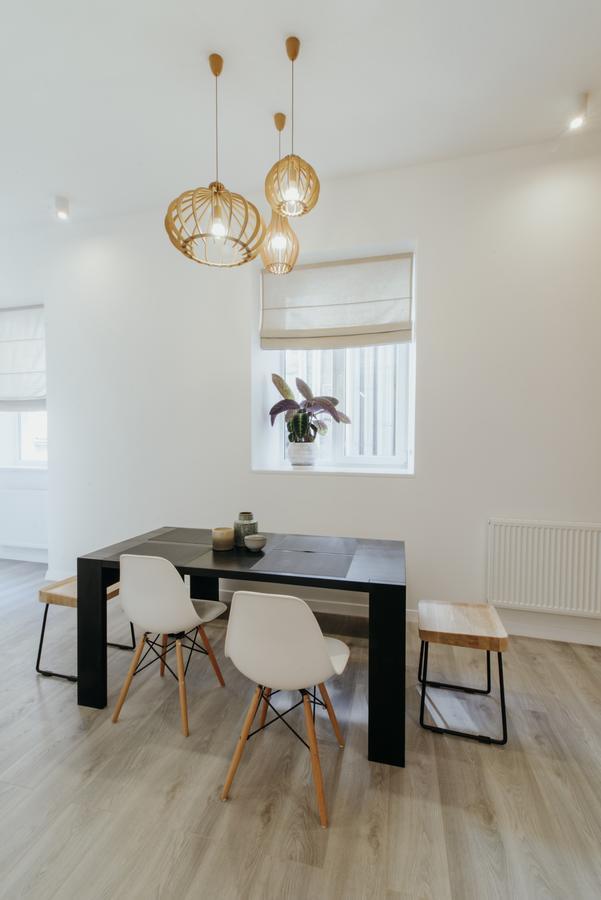 Apartment On Lesi Ukrainky Лвив Екстериор снимка