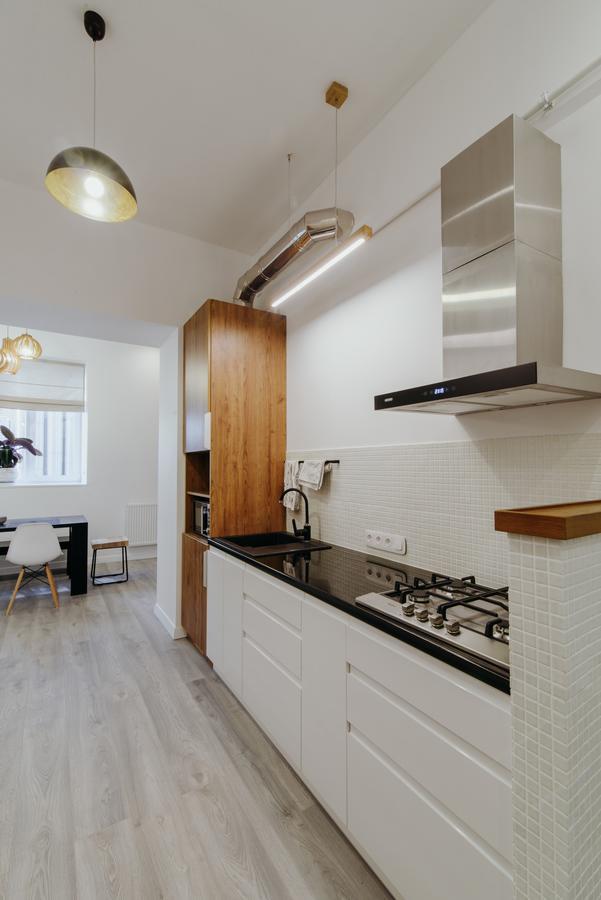 Apartment On Lesi Ukrainky Лвив Екстериор снимка