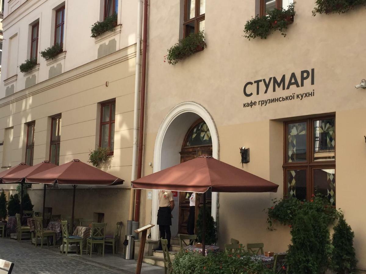 Apartment On Lesi Ukrainky Лвив Екстериор снимка